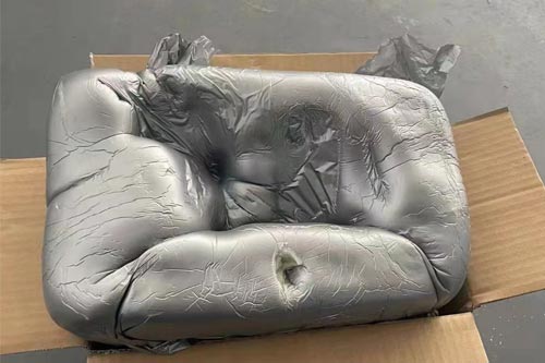 現場發泡包裝緩沖泡沫澆注聚氨酯機器(圖3) 現場發泡包裝緩沖泡沫澆注聚氨酯案例