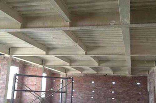 冷庫噴涂機 聚氨酯小型高壓設備(圖2) 冷庫噴涂現(xiàn)場發(fā)泡